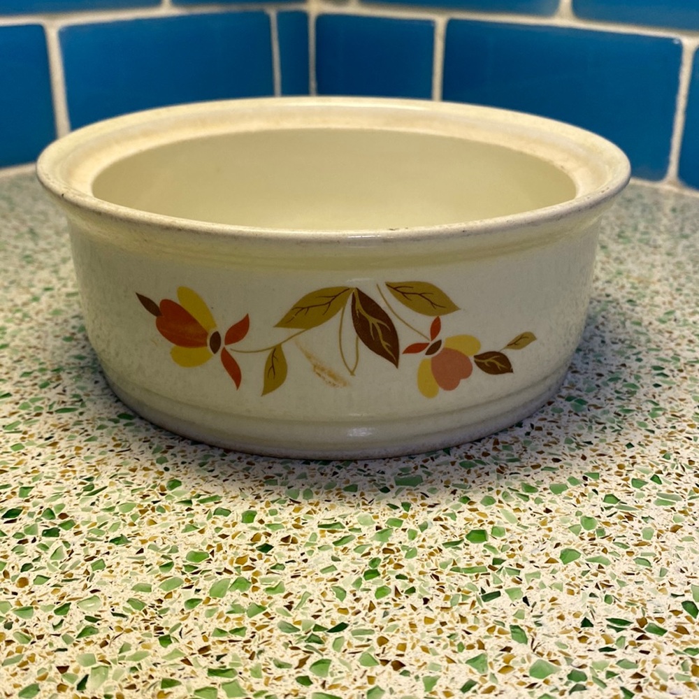 Halls Superior Vintage Autumn Leaf Bowl